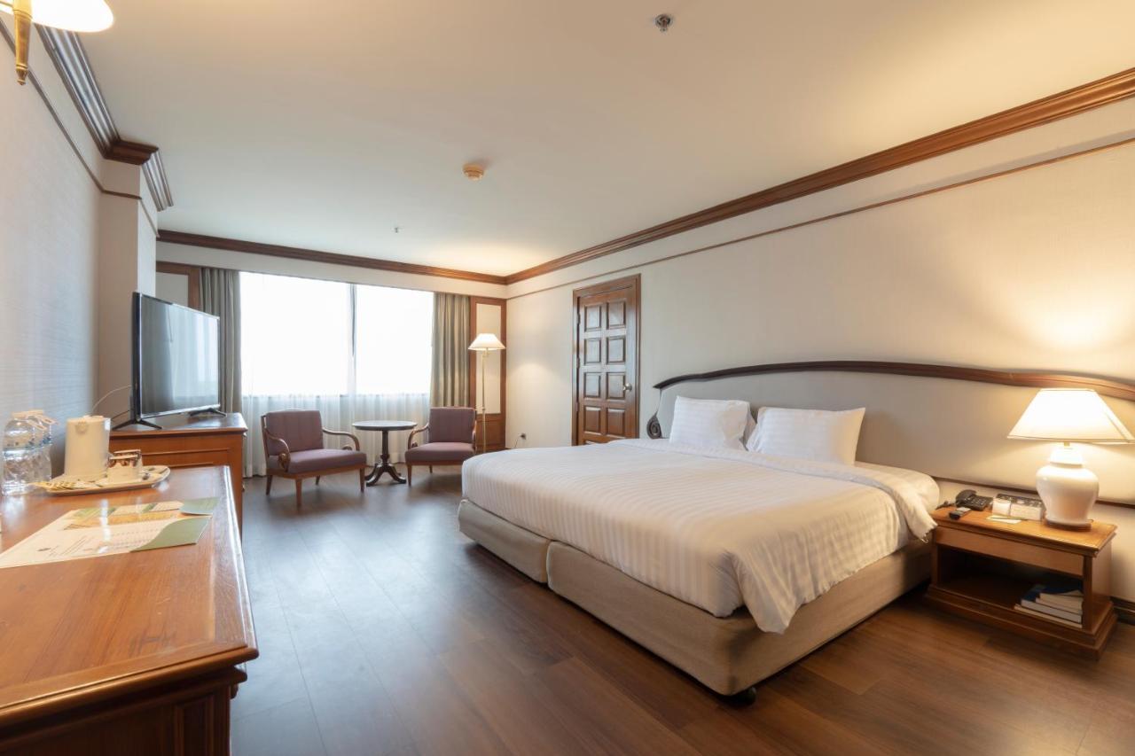 The Twin Lotus Hotel Nakhon Si Thammarat Exterior foto
